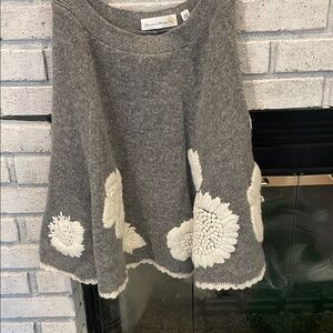 Gray and White Floral Knit Skirt